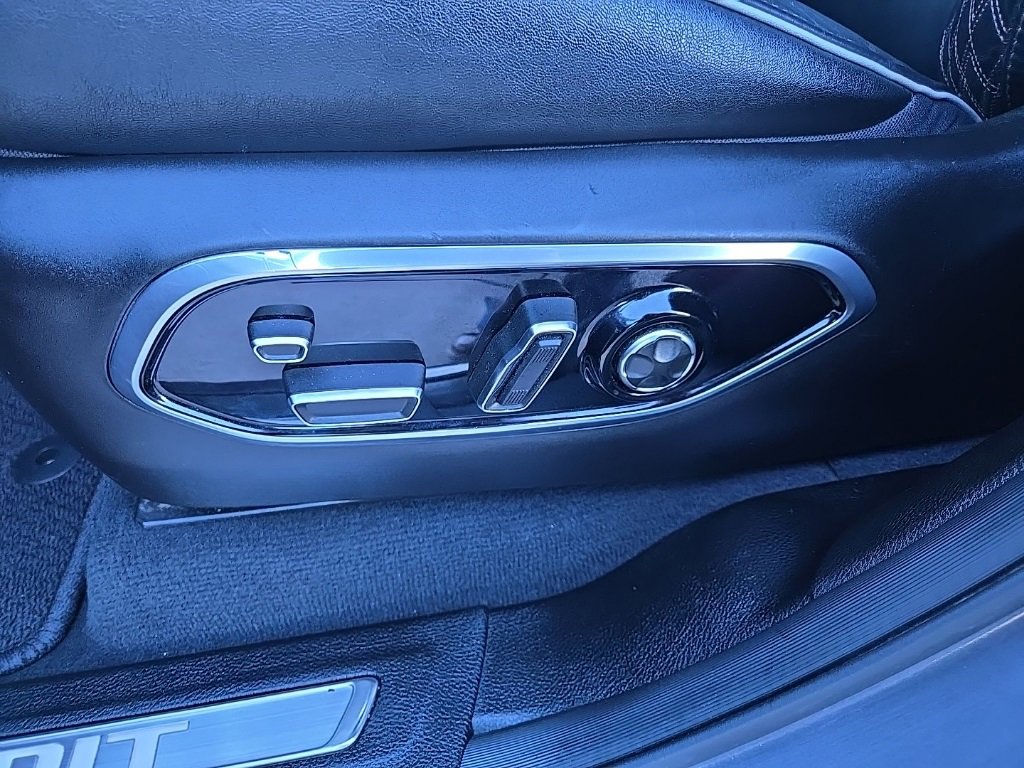 Used 2025 Jeep Grand Cherokee Summit image 39