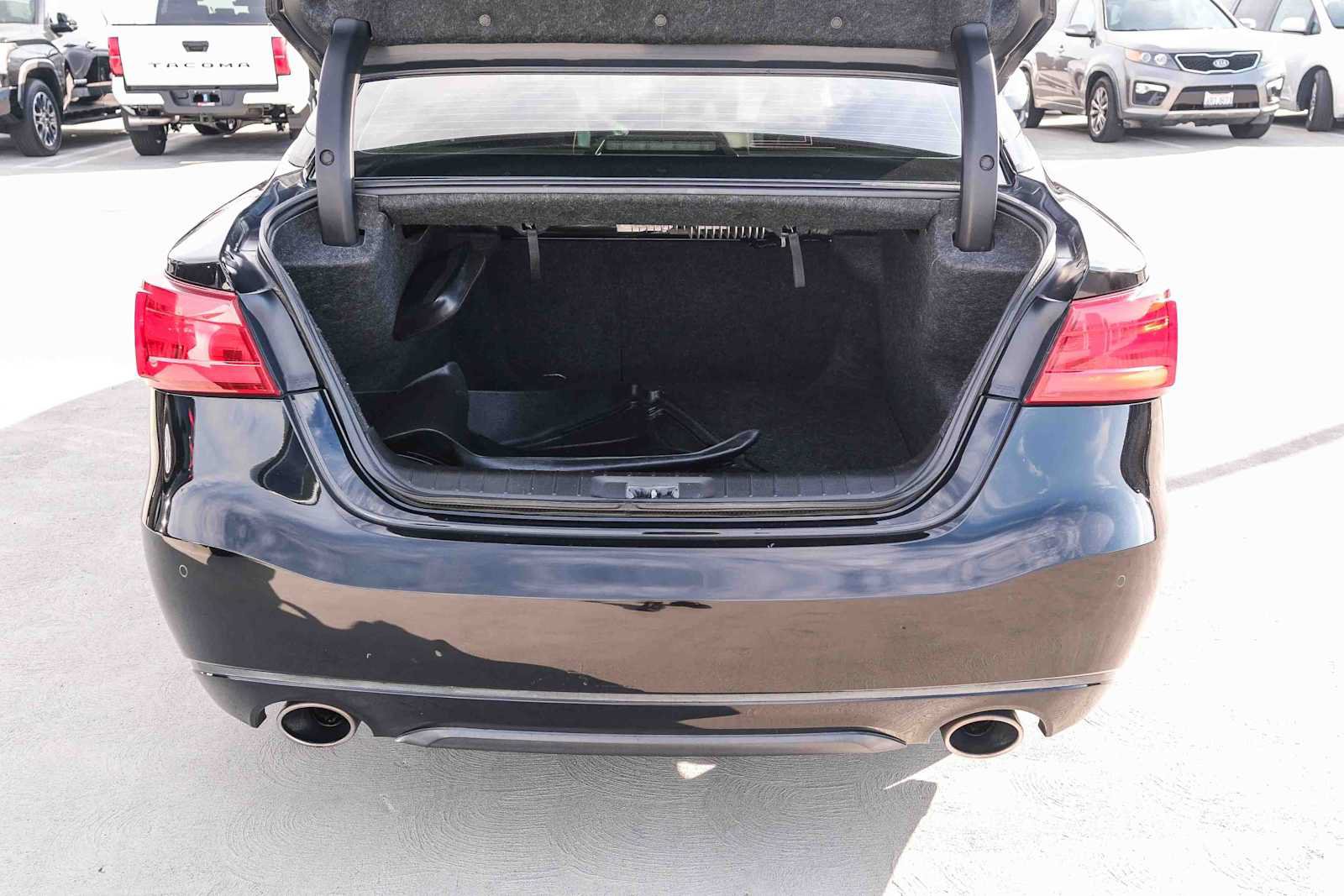 Used 2018 Nissan Maxima 3.5 SL FWD image 27