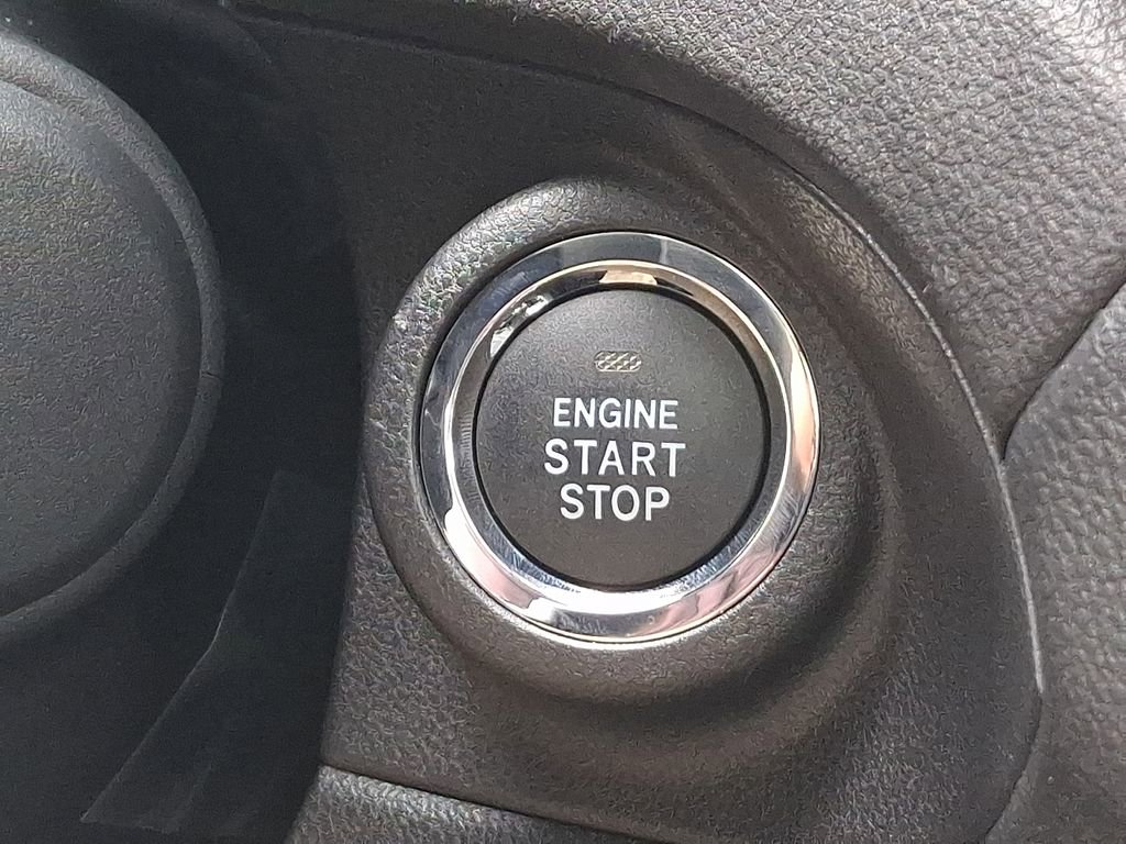 Used 2025 Subaru Ascent Limited AWD/4WD image 25