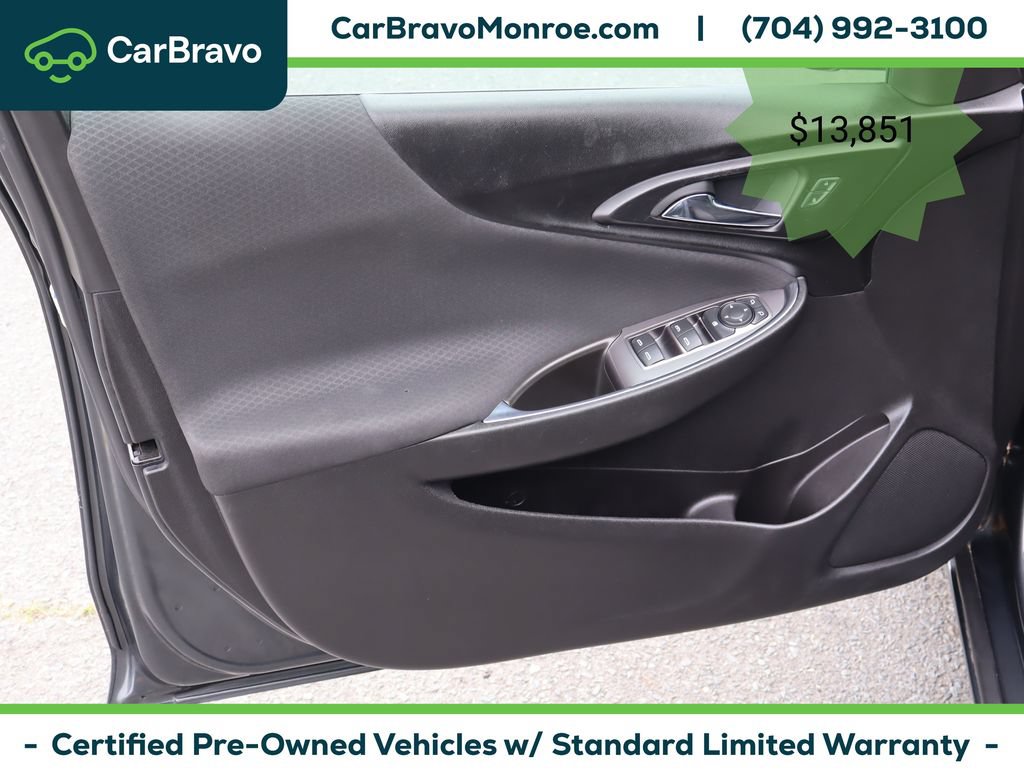 Certified 2017 Chevrolet Malibu LT FWD image 15