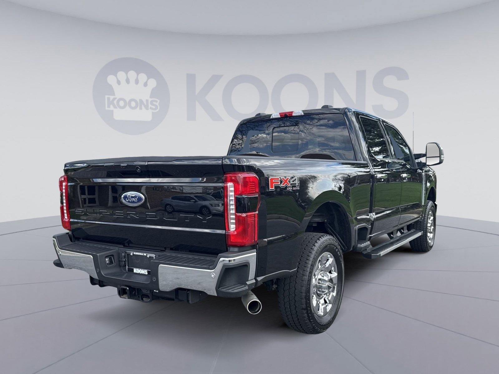 Used 2025 Ford F250 Lariat w/ Chrome Package image 7