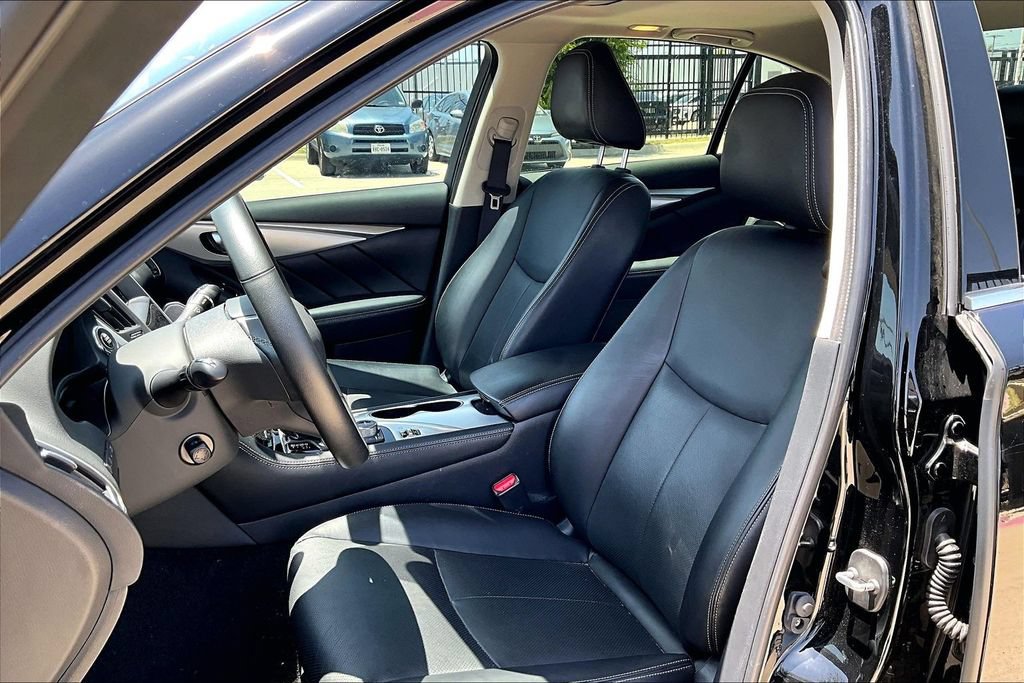 Used 2023 INFINITI Q50 Luxe w/ Cargo Package RWD image 29