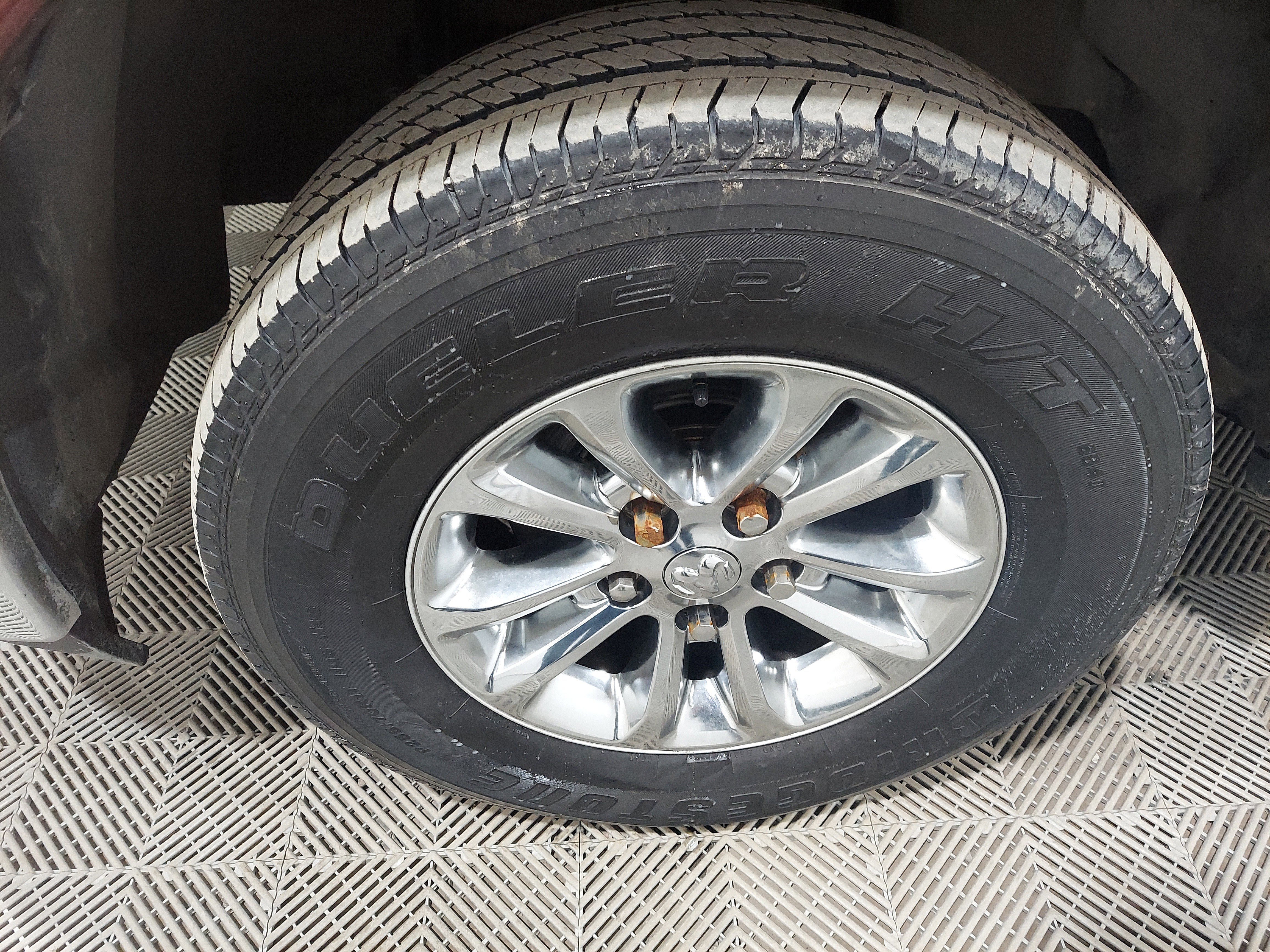 Used 2016 RAM 1500 Classic SLT AWD/4WD image 7