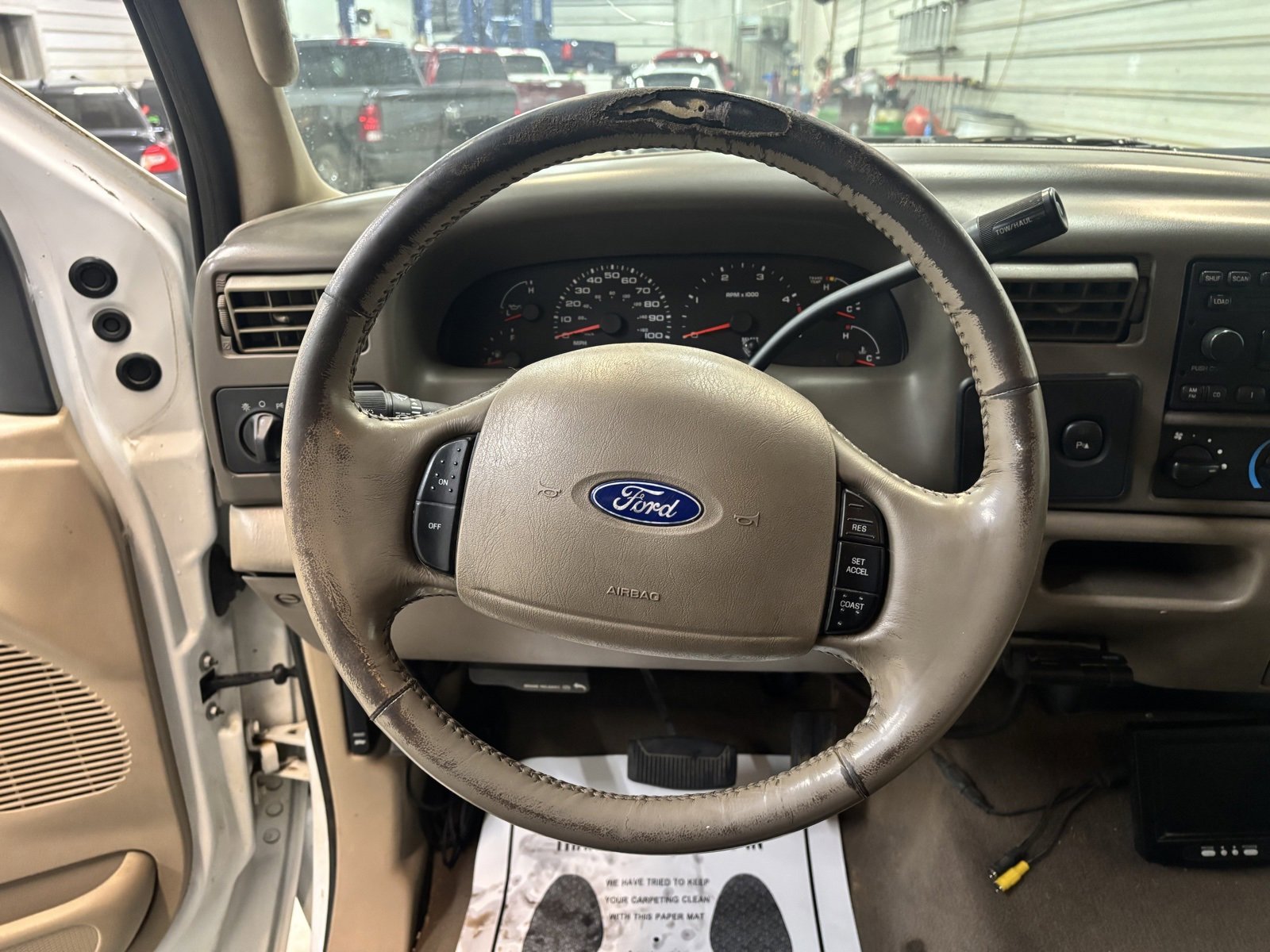 Used 2004 Ford F350 XL image 13