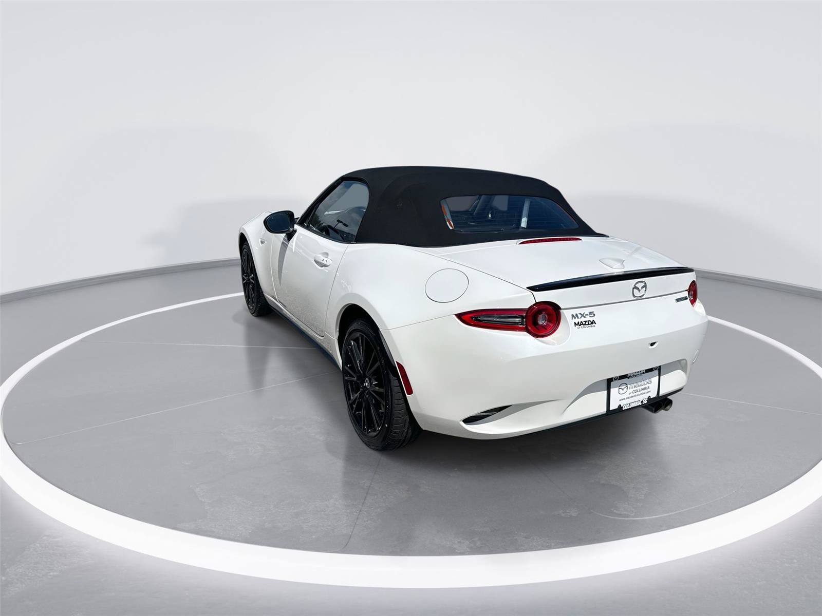New 2026 MAZDA MX-5 Miata Club w/ Interior Package RWD image 6