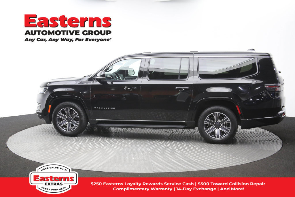 Used 2024 Jeep Wagoneer L Series II RWD image 69
