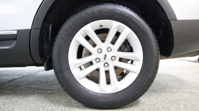 Used 2014 Ford Explorer XLT image 19