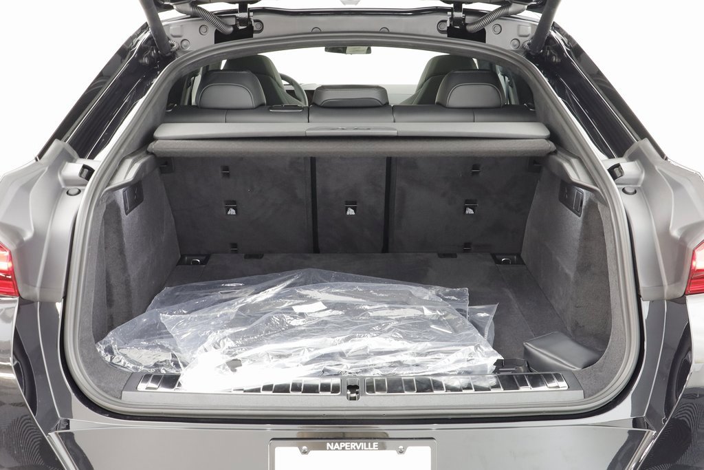 New 2026 BMW X6 M Competition w/ Executive Package image 19