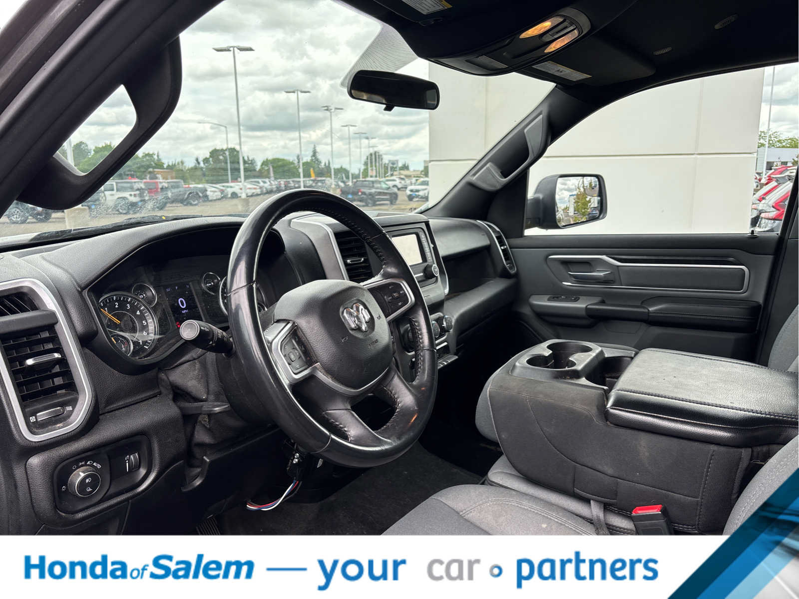 Used 2021 RAM 1500 Big Horn AWD/4WD image 2