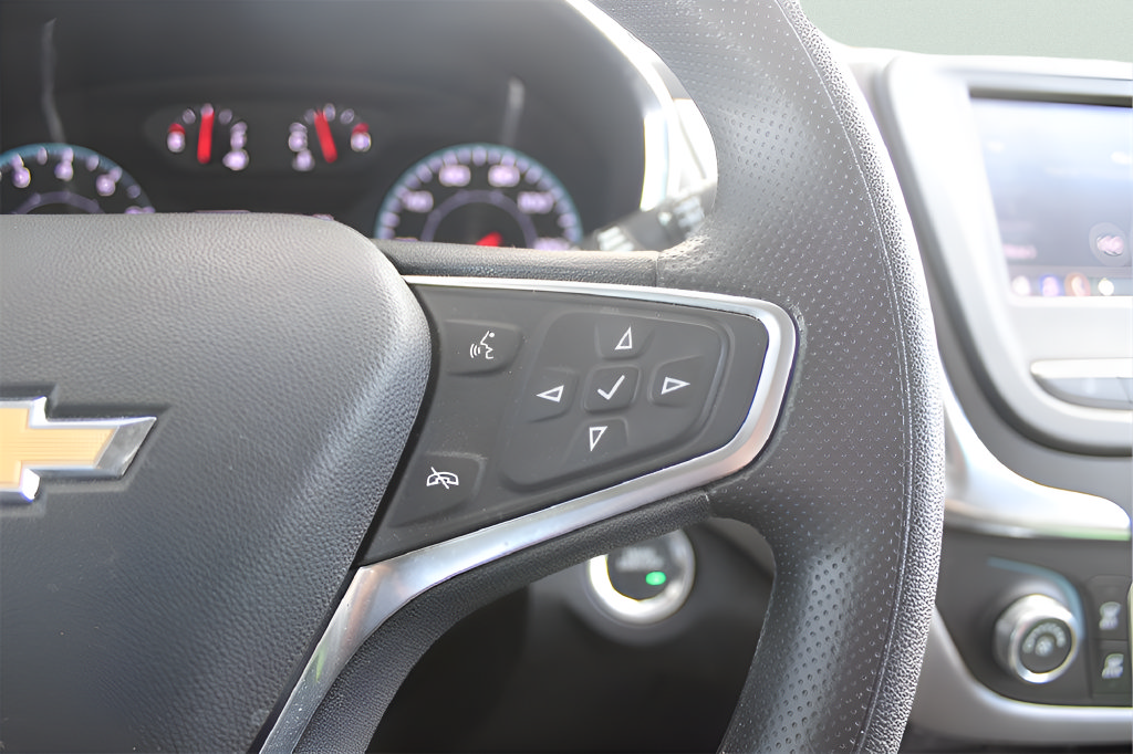 Used 2024 Chevrolet Equinox LS FWD image 15