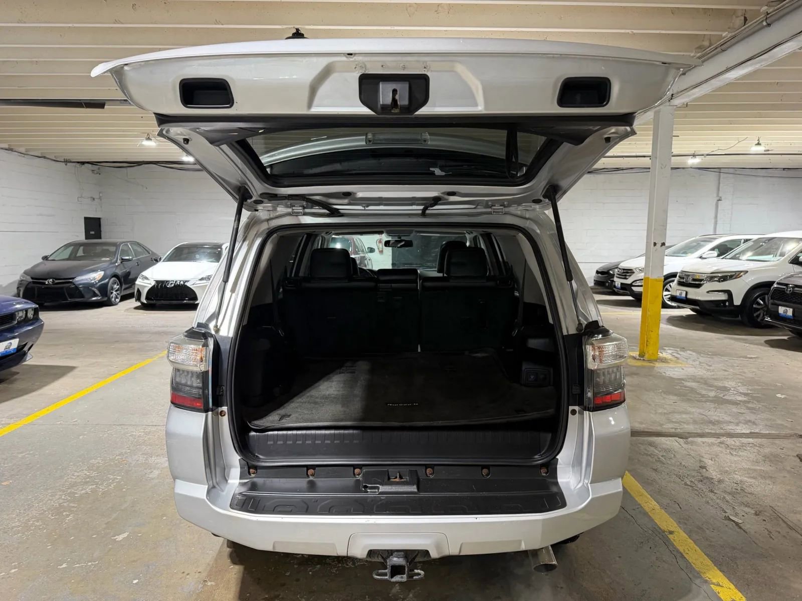 Used 2016 Toyota 4Runner SR5 Premium AWD/4WD image 7