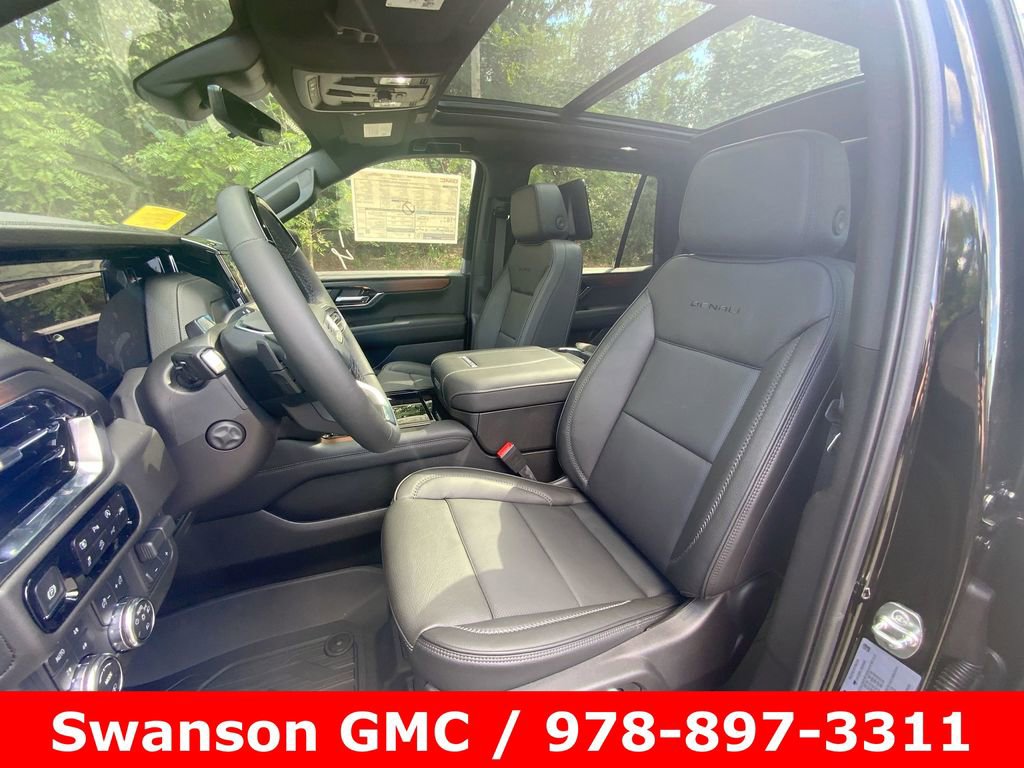 New 2025 GMC Yukon Denali w/ Denali Reserve Package image 21