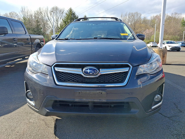 Used 2017 Subaru Crosstrek 2.0i Limited image 2