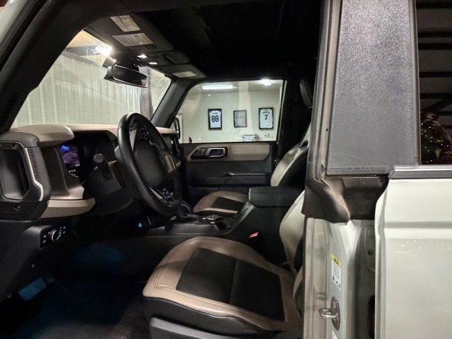 Used 2024 Ford Bronco Wildtrak image 11