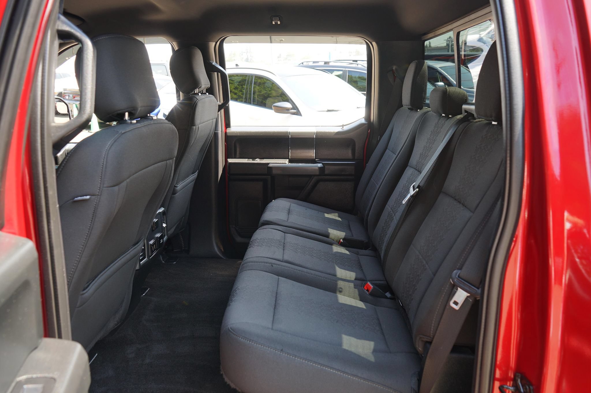 Used 2018 Ford F150 XLT w/ Equipment Group 302A Luxury RWD image 15