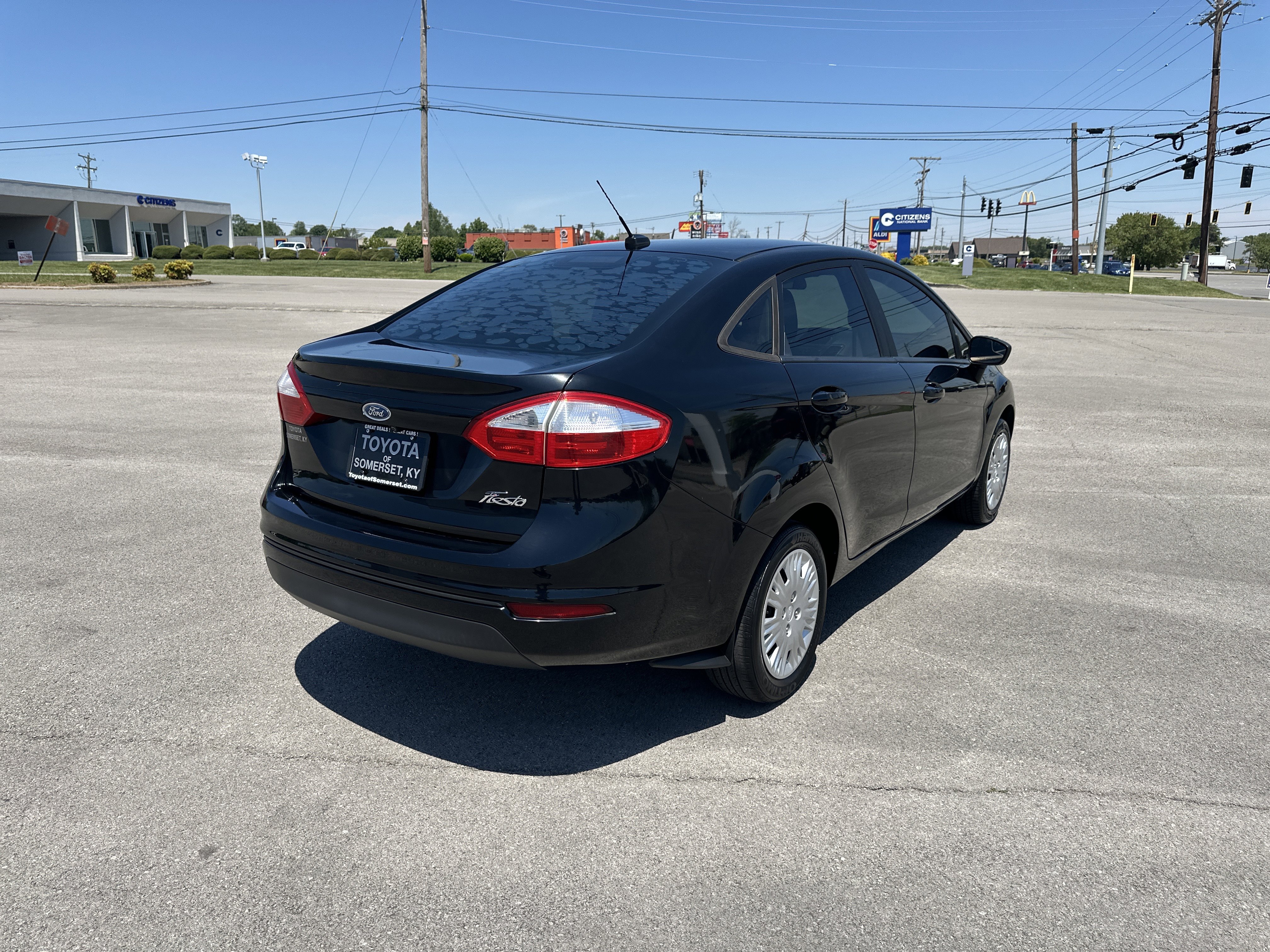 Used 2019 Ford Fiesta S FWD image 7