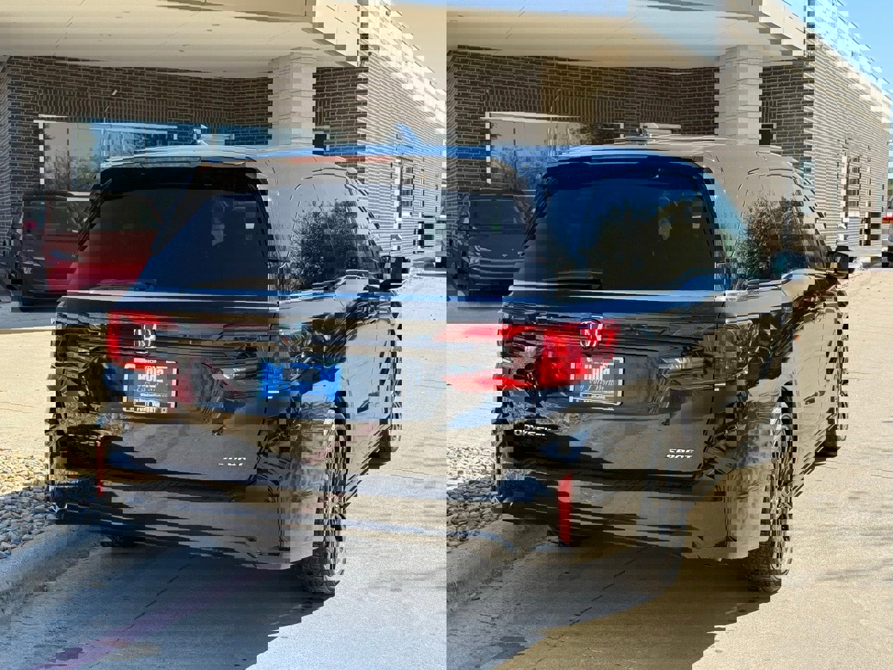 Used 2025 Honda Odyssey Sport-L image 8