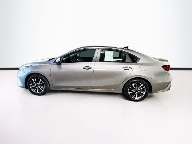 Certified 2023 Kia Forte LXS w/ LXS Technology Package FWD image 4