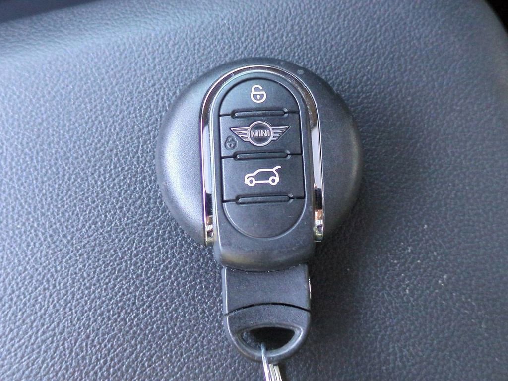 Used 2021 MINI Cooper Countryman Oxford Edition image 30