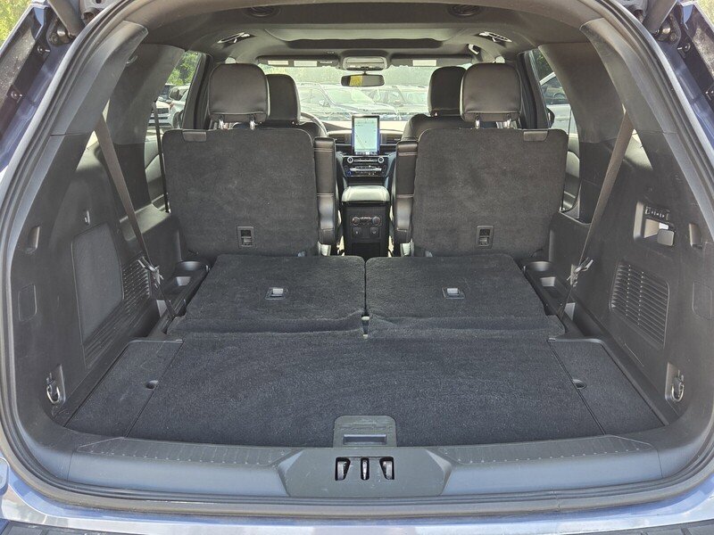 Used 2021 Ford Explorer ST w/ Equipment Group 401A AWD/4WD image 12