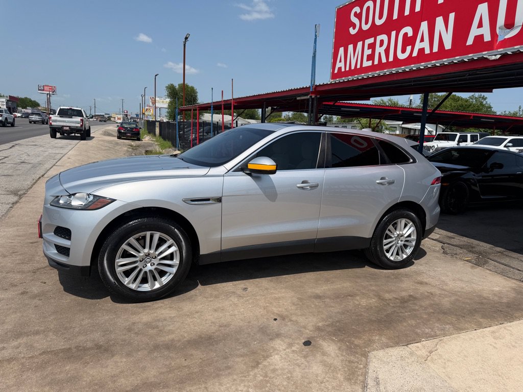 Used 2017 Jaguar F-PACE Prestige AWD/4WD image 11