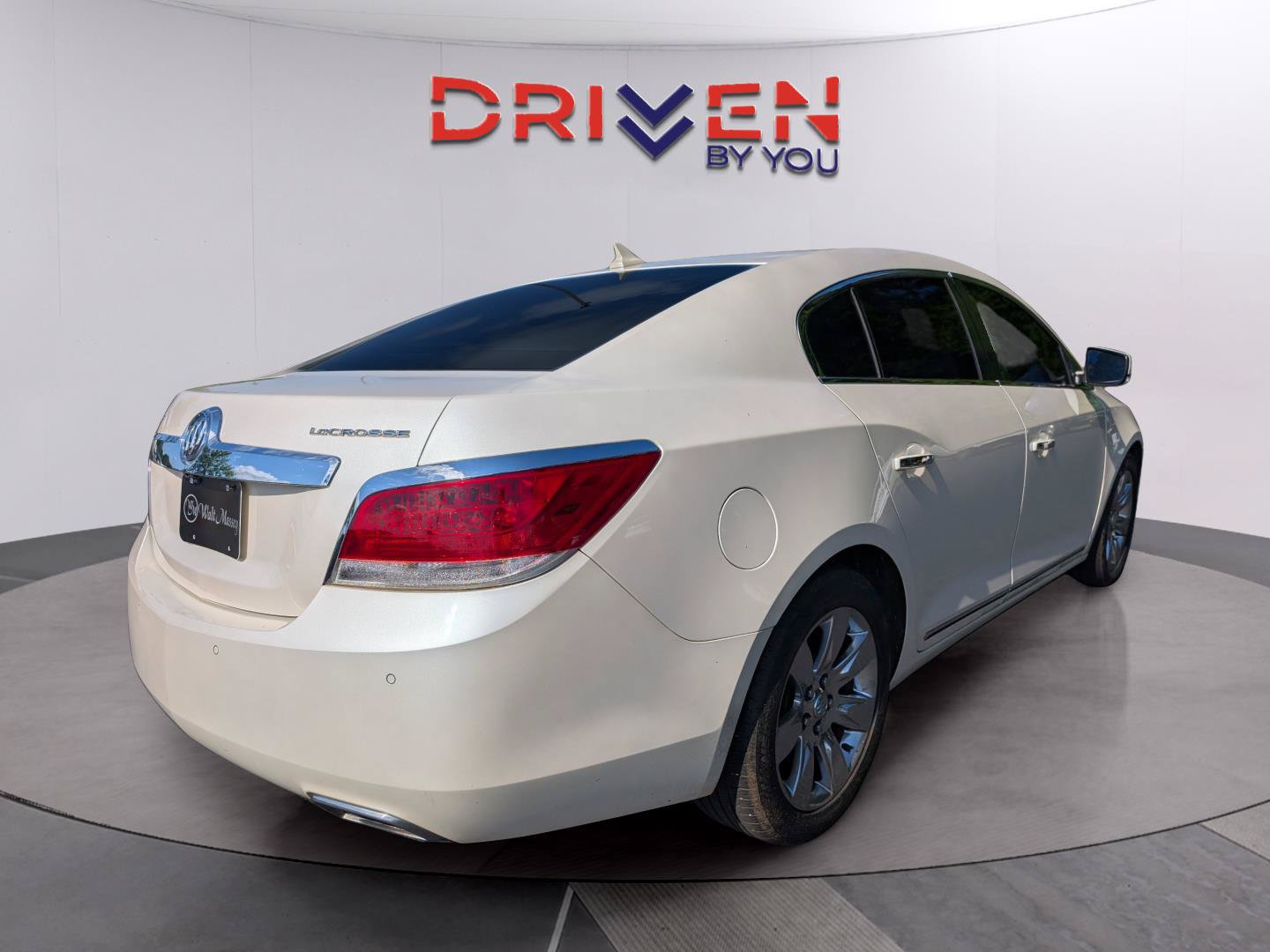 Used 2012 Buick LaCrosse Premium w/ Driver Confidence Package FWD image 5