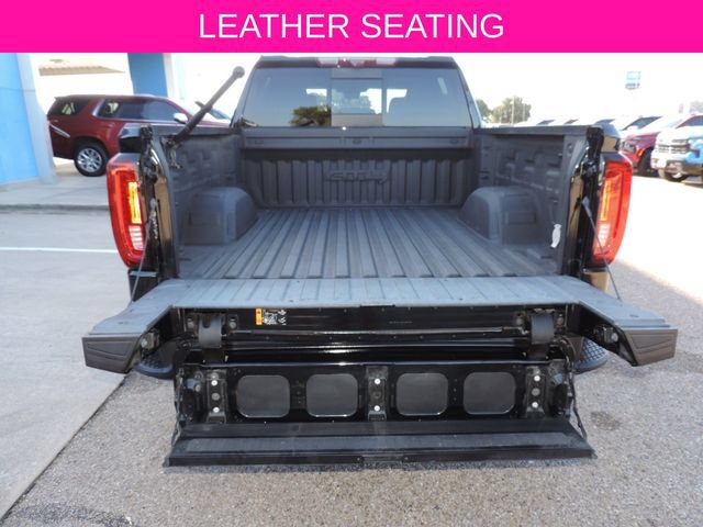 Used 2024 GMC Sierra 1500 AT4 w/ Technology Package AWD/4WD image 15