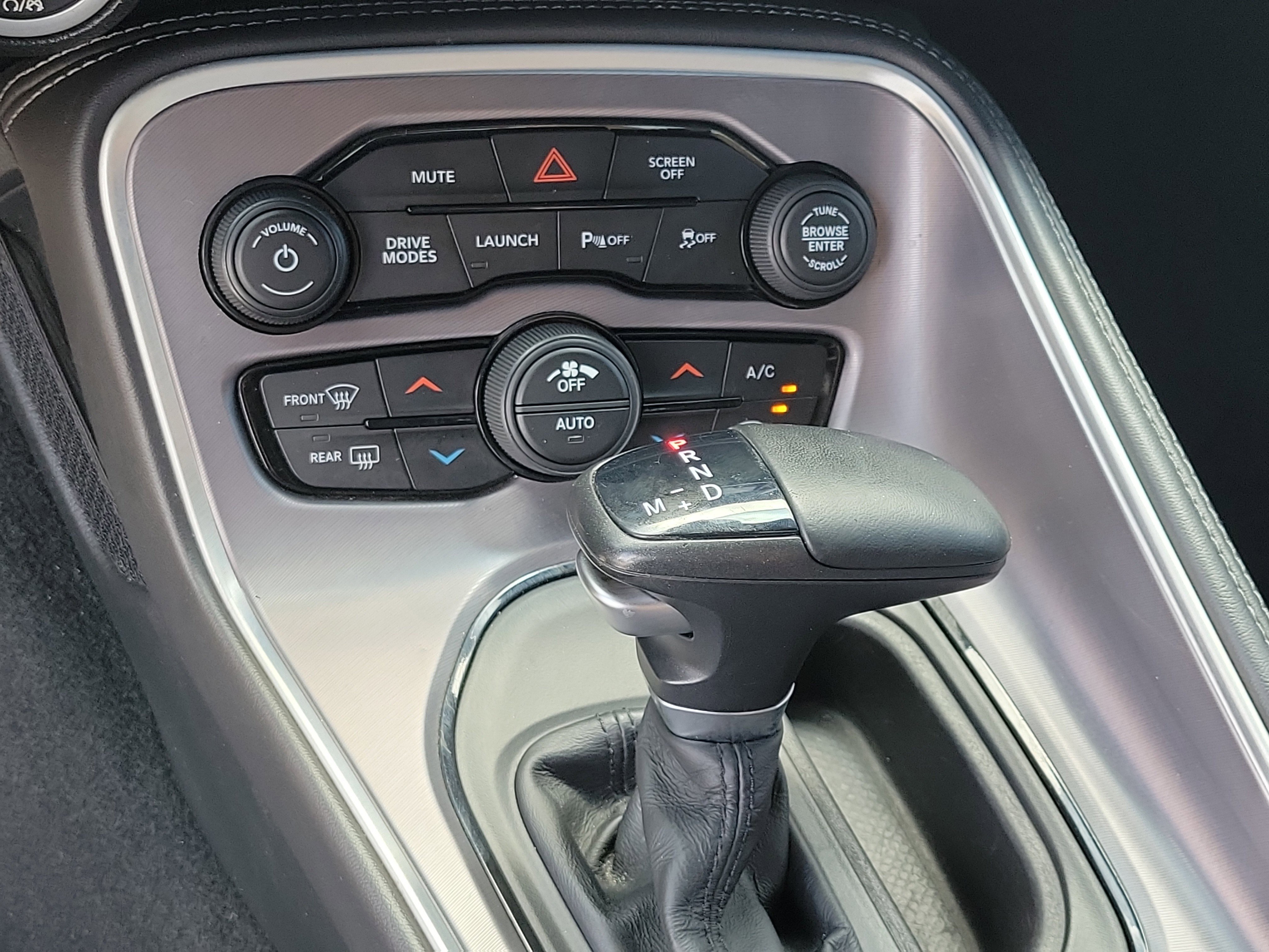 Used 2019 Dodge Challenger R/T Scat Pack w/ Shaker Package RWD image 23
