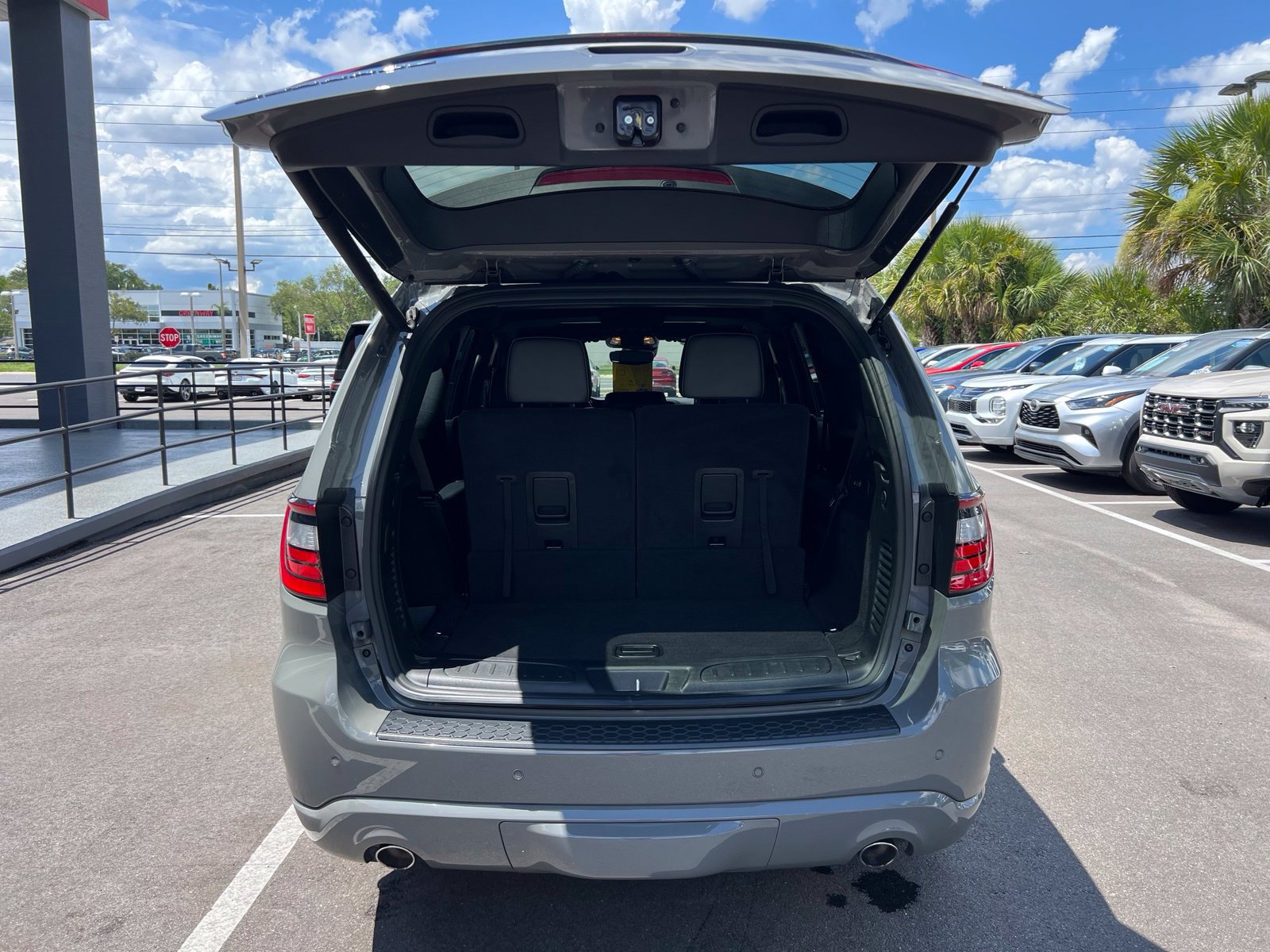 Used 2023 Dodge Durango R/T RWD image 19