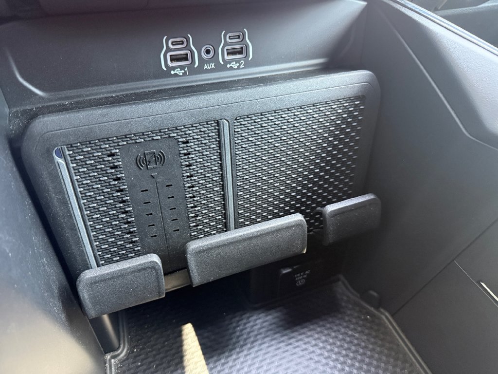 Used 2025 RAM 1500 Big Horn RWD image 26
