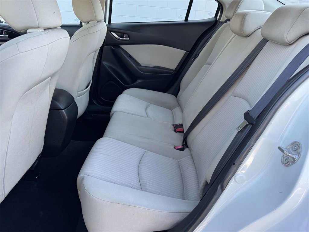 Used 2014 MAZDA MAZDA3 i Sport image 16