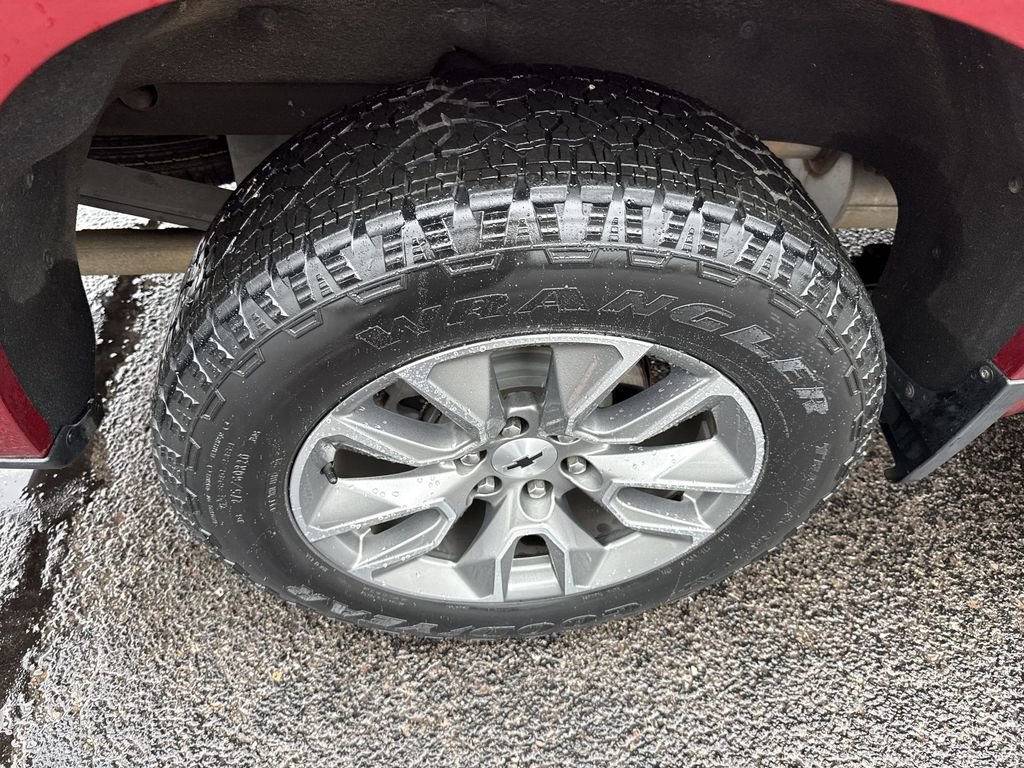 Certified 2020 Chevrolet Silverado 1500 RST image 40