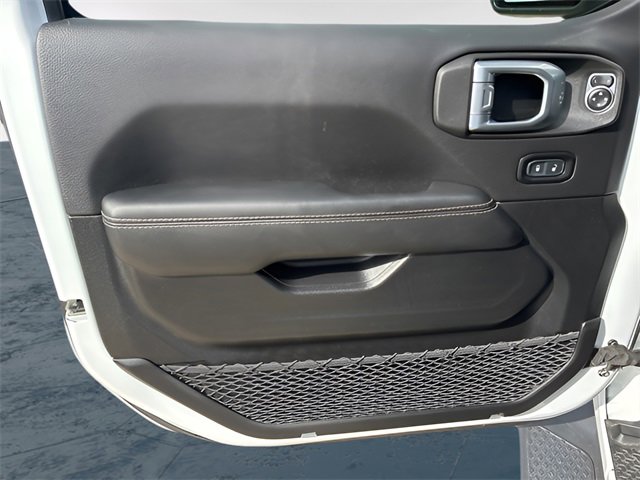 Used 2021 Jeep Gladiator Overland w/ Popular Equipment Package image 19