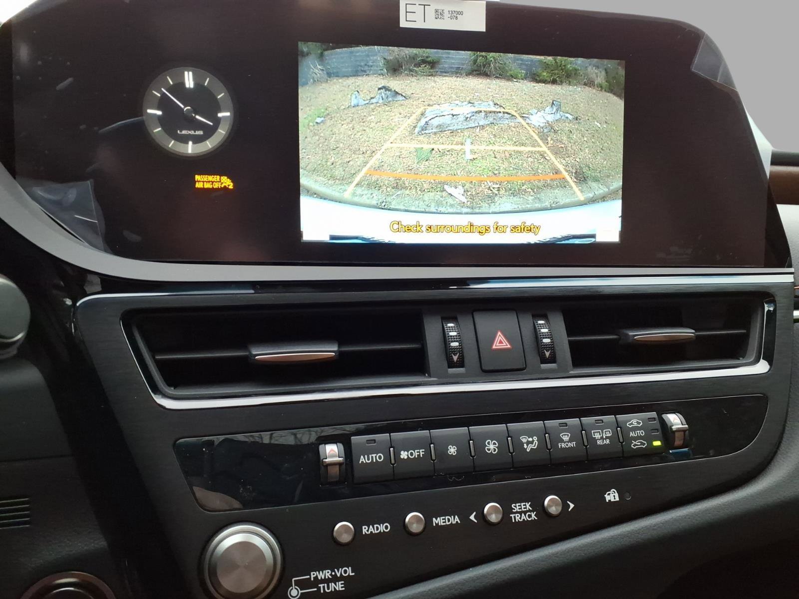 New 2025 Lexus ES 350 w/ Premium Package image 15