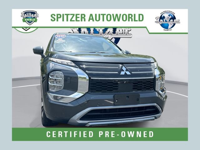 Used 2025 Mitsubishi Outlander SE AWD/4WD image 1