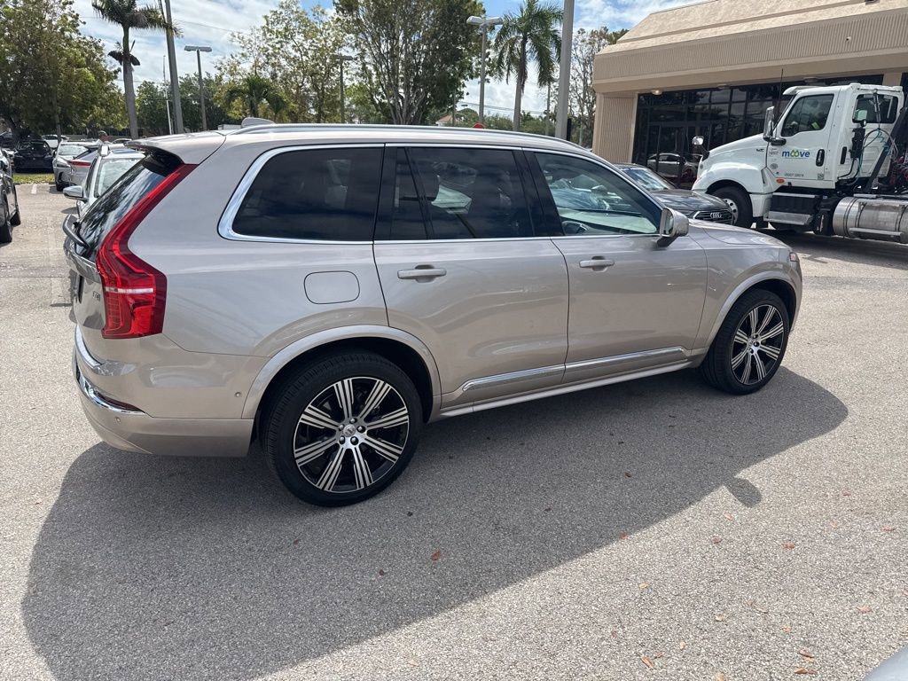 Used 2025 Volvo XC90 B5 Plus w/ Protection Package Premier AWD/4WD image 5