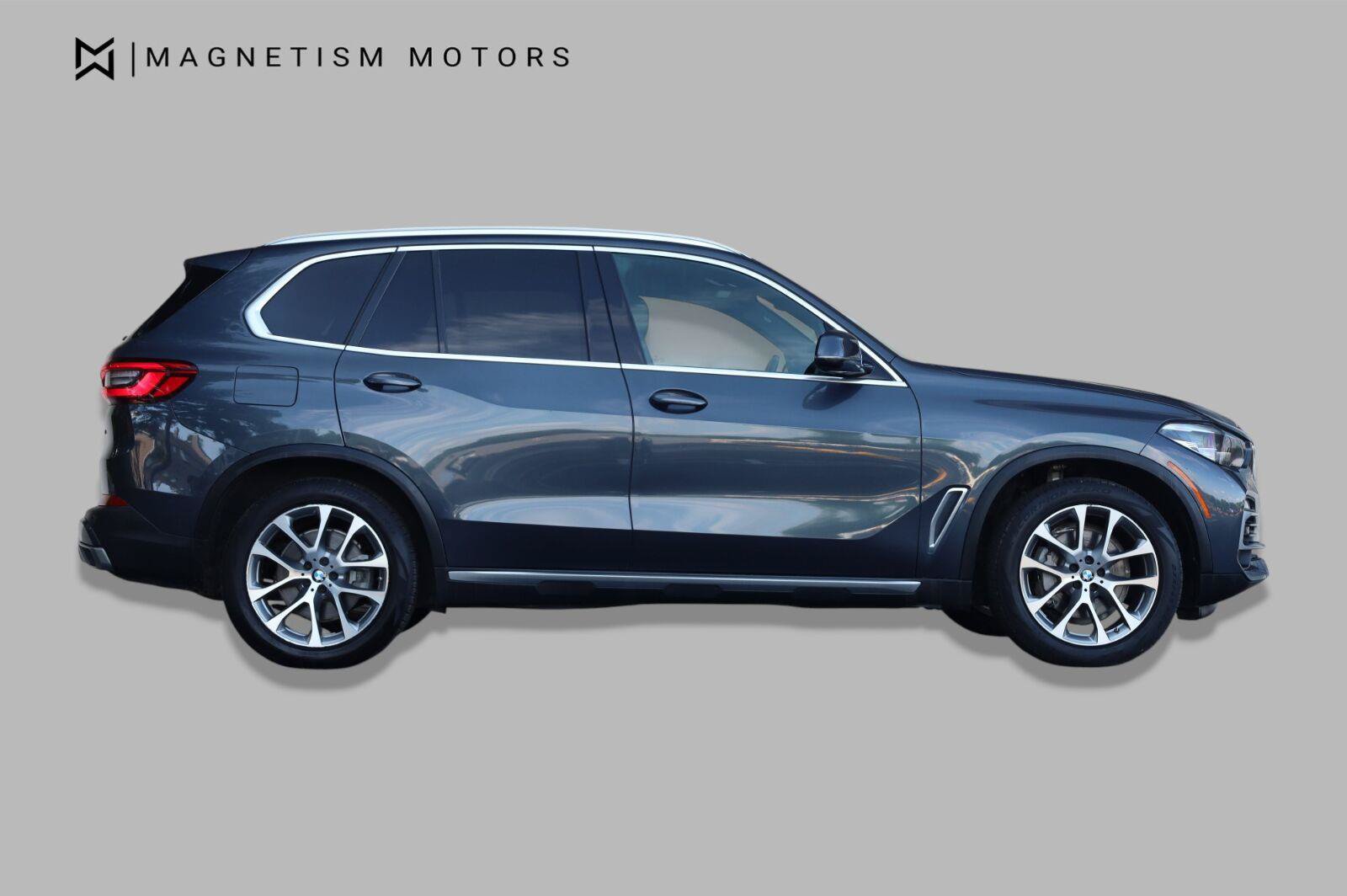 Used 2019 BMW X5 xDrive40i w/ Convenience Package AWD/4WD image 2