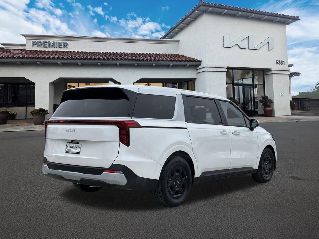 New 2026 Kia Carnival FWD image 8