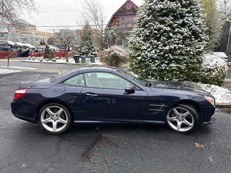 Used 2013 Mercedes-Benz SL 550 image 11