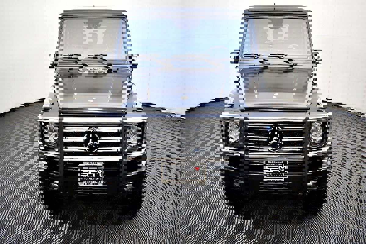 Used 2012 Mercedes-Benz G 550 SUV image 3