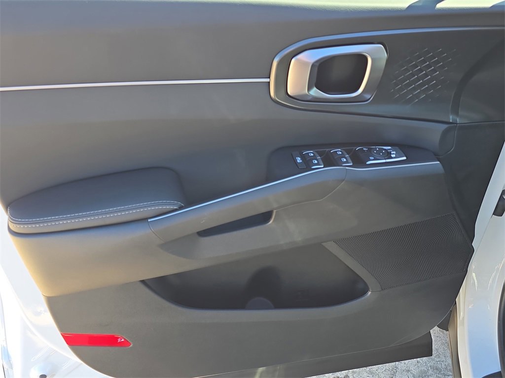 New 2026 Kia Sorento S image 19
