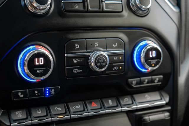 Used 2020 GMC Sierra 2500 AT4 w/ AT4 Premium Package AWD/4WD image 36