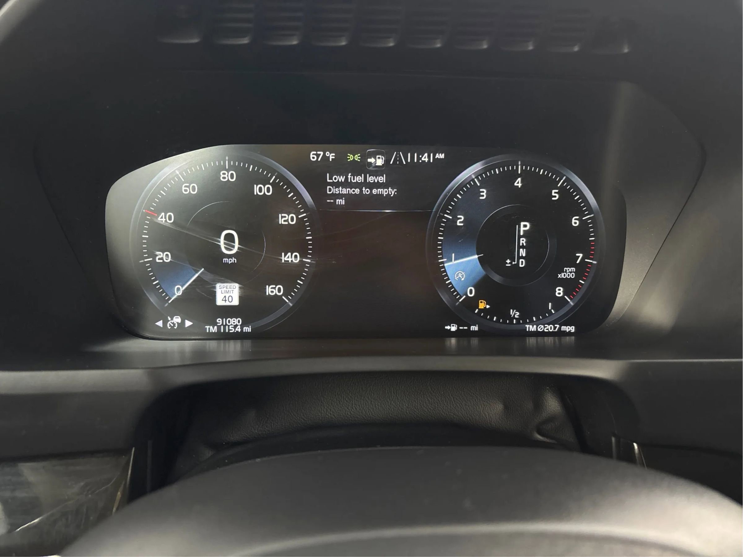 Used 2018 Volvo XC90 T6 Momentum w/ Convenience Package AWD/4WD image 23
