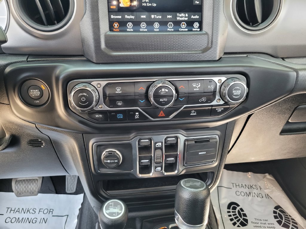 Used 2023 Jeep Wrangler Unlimited AWD/4WD image 22