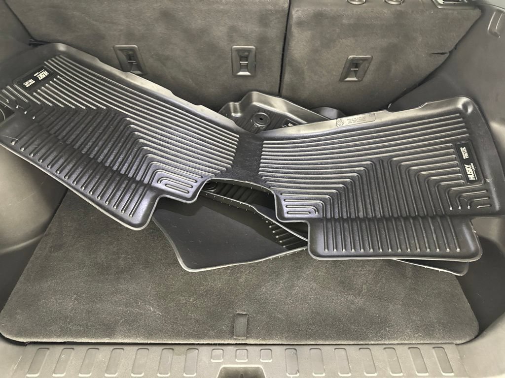 Used 2020 Chevrolet Equinox LT FWD image 28