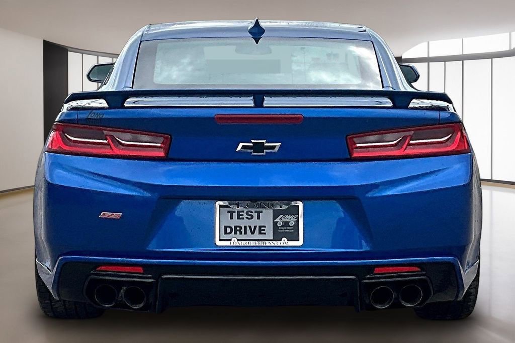 Used 2017 Chevrolet Camaro SS image 4