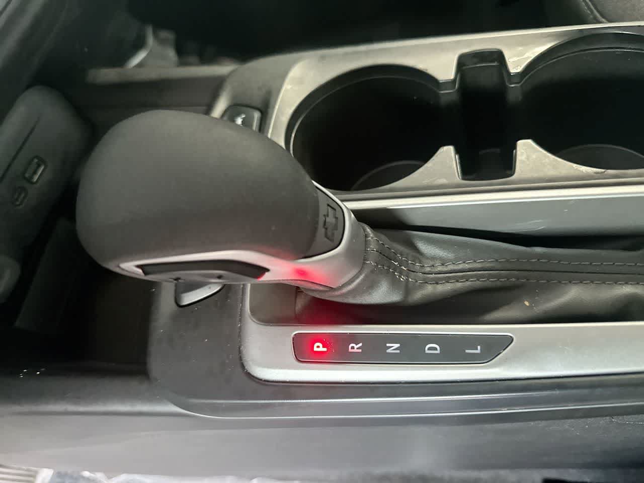 Used 2025 Chevrolet Trax LS FWD image 21