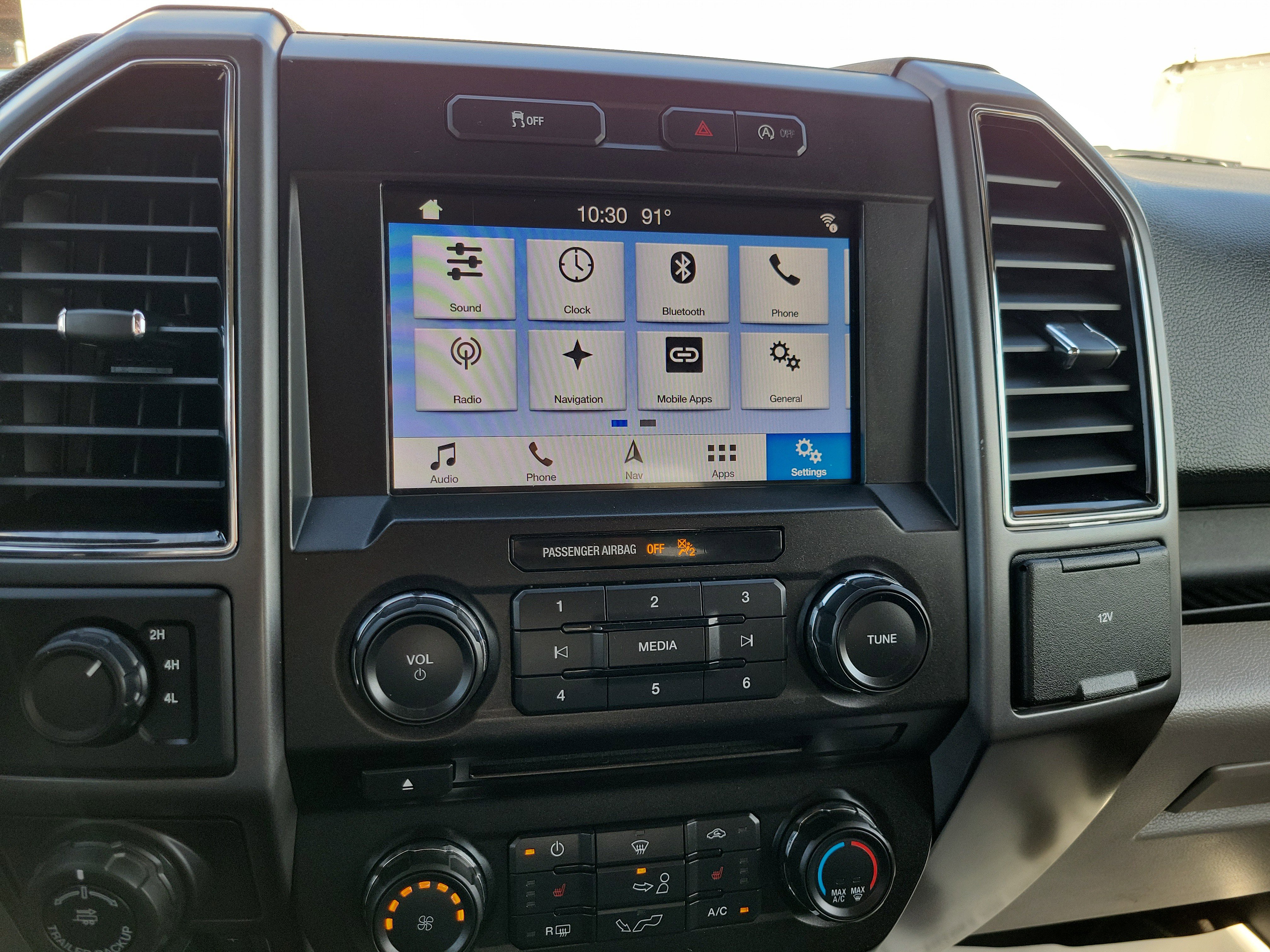 Used 2018 Ford F150 XLT w/ Equipment Group 302A Luxury AWD/4WD image 24
