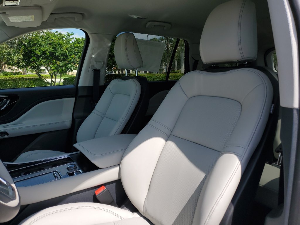 New 2026 Lincoln Aviator 2WD image 22