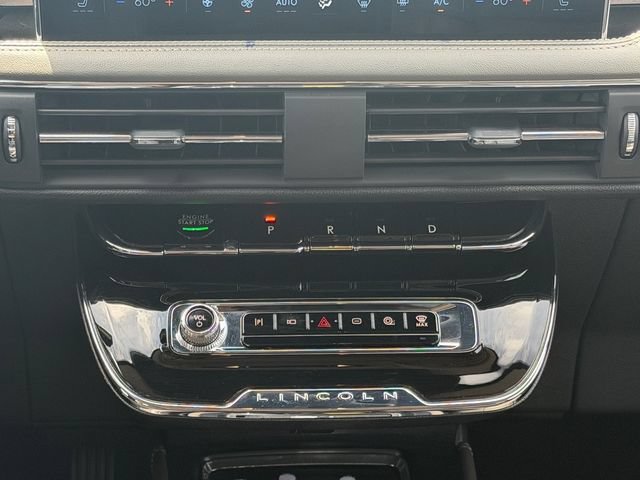Used 2023 Lincoln Corsair Grand Touring w/ Equipment Group 301A AWD/4WD image 18